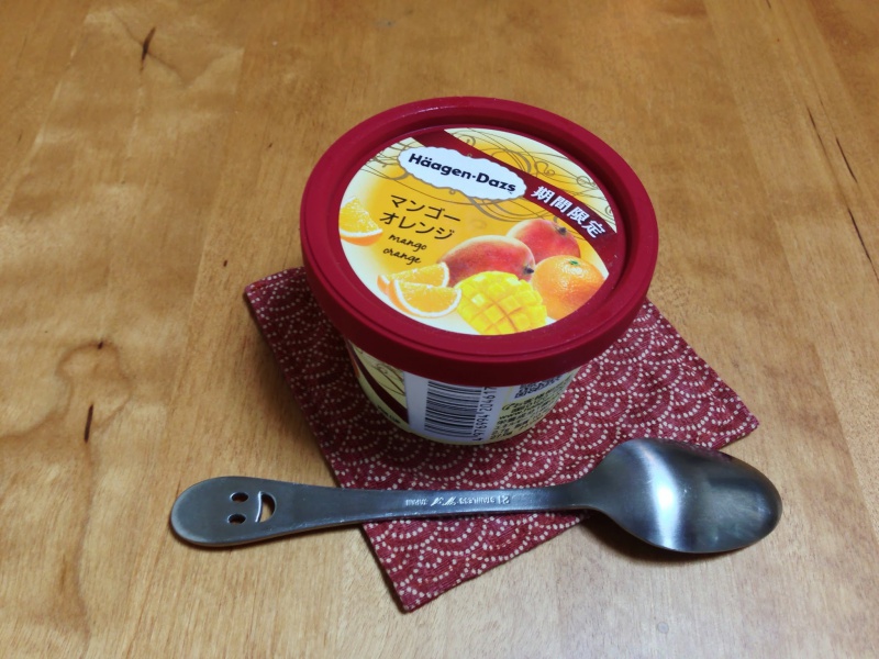 マンゴーオレンジなHäagen-Dazsを食べてみる