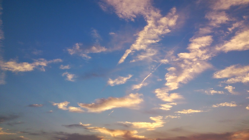 夕日な空…