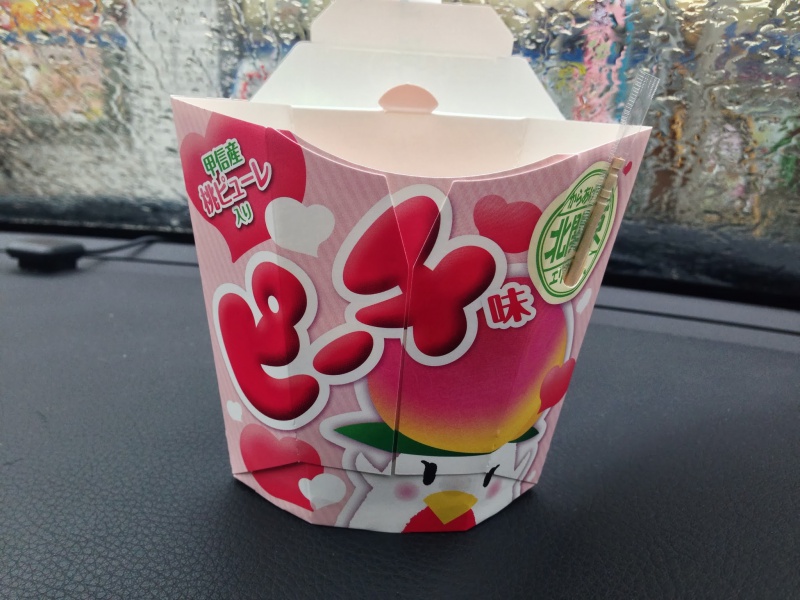 からあげクンのピーチ味を食べてみる