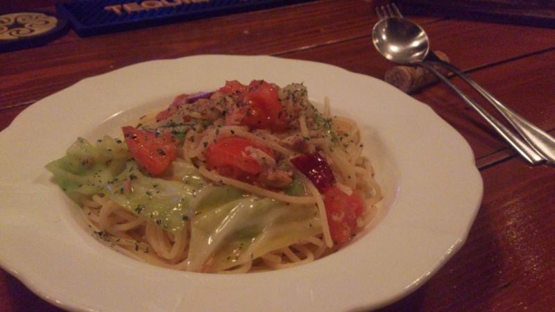 名古屋のバー Bar Crew’s Quartersでペペロンチーノを食べてみる