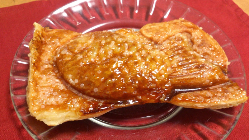 銀のあんのクロワッサンたい焼きを食べてみる