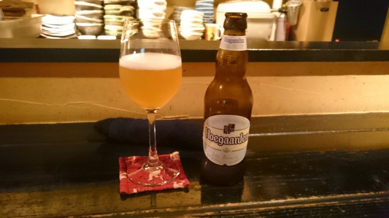 名古屋のバー cop-u-laでHoegaardenを飲んでみる