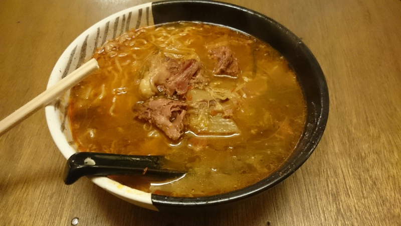 名古屋のラーメン屋 DonDonで唐辛子醤油テールラーメンを食べてみる