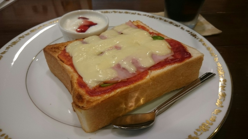 名古屋のカフェ Nico Caffeでピザトーストを食べてみる