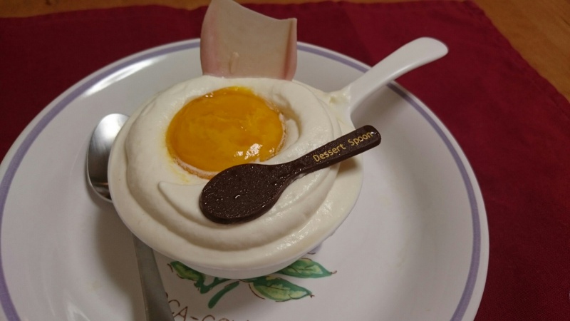 名古屋のケーキ屋 La fossette(ラ フォセット)の目玉焼きなケーキを食べてみる