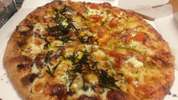 ピザーラのテリネギと極旨クリーミーイタリアーナのハーフ&ハーフを食べてみる