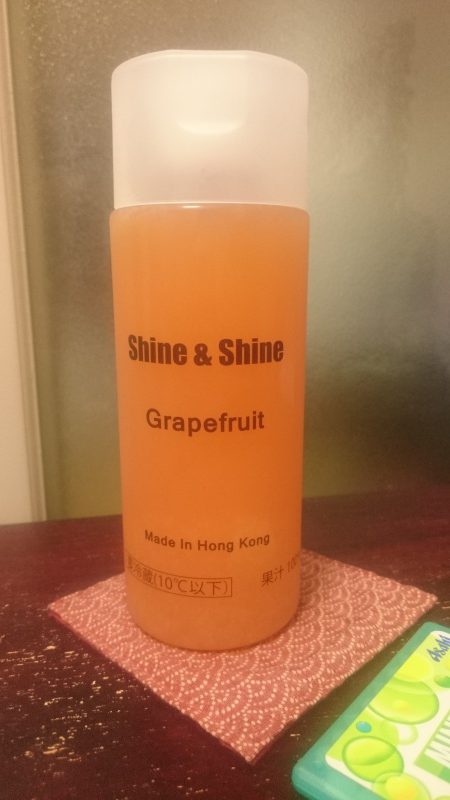 ファミリーマートのジュース Shine&Shineのグレープフルーツを飲んでみる