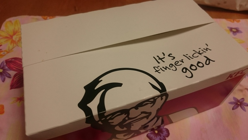 KFCのバーベキューチキンとチキンテンダーを食べてみる