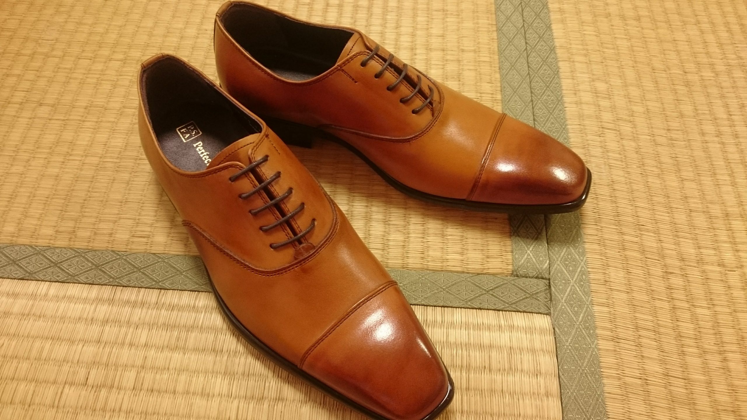 PS.F.Aで内羽根ストレートチップシューズを買ってみる