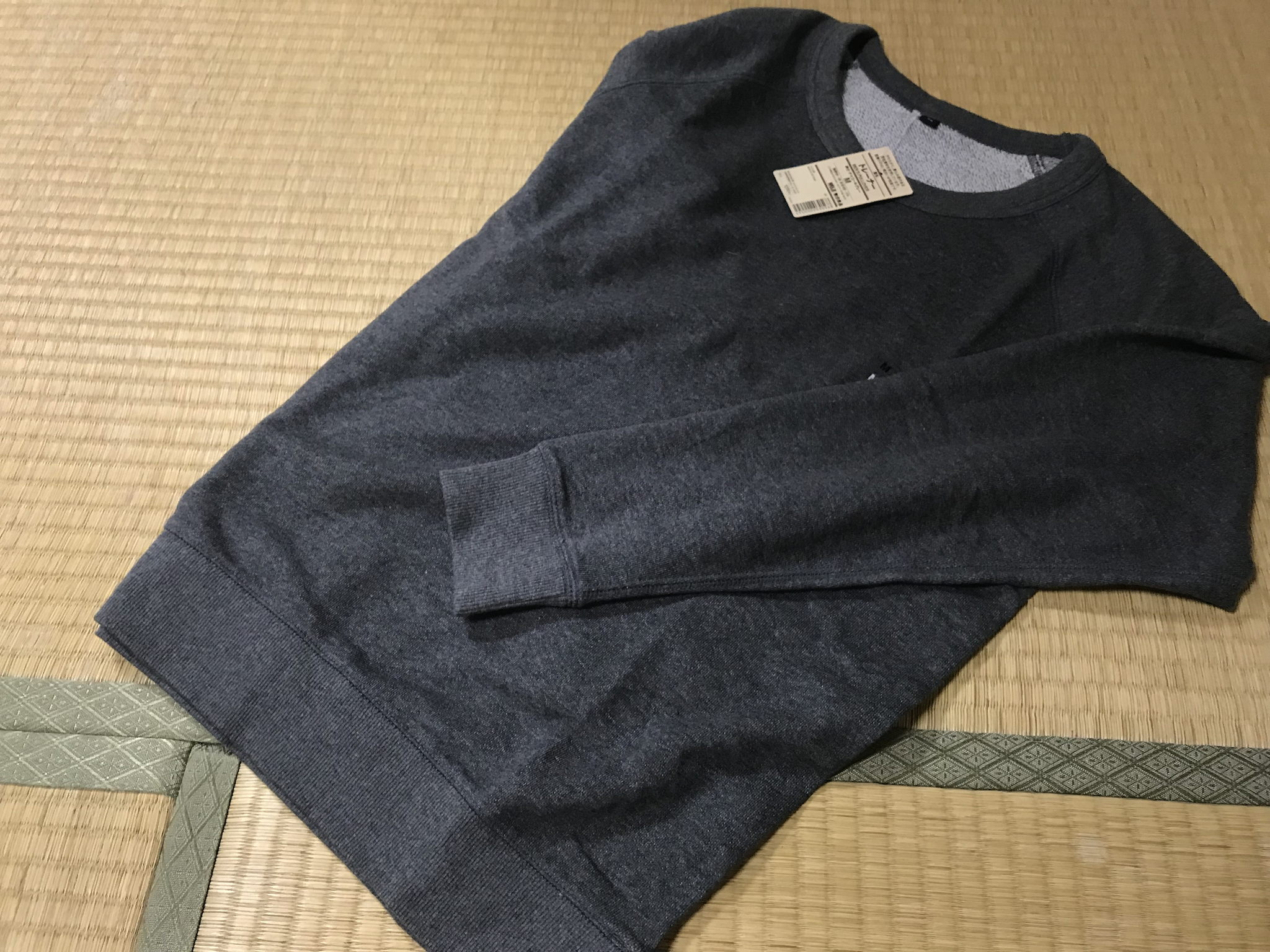 無印良品のトレーナーを買ってみる