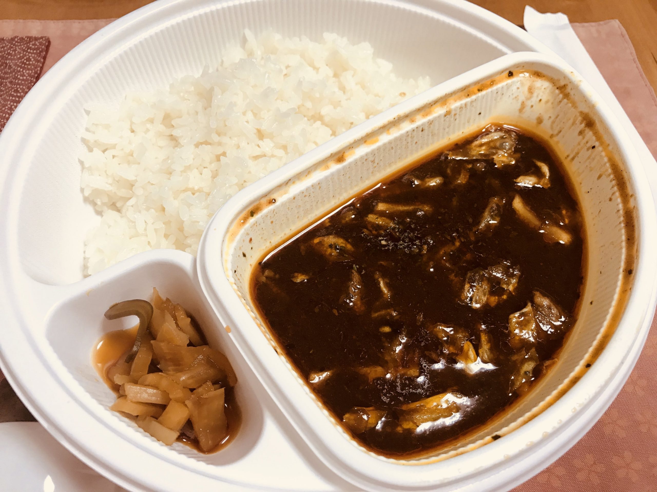 CoCo壱番屋のスパイスカレー THEポークを食べてみる