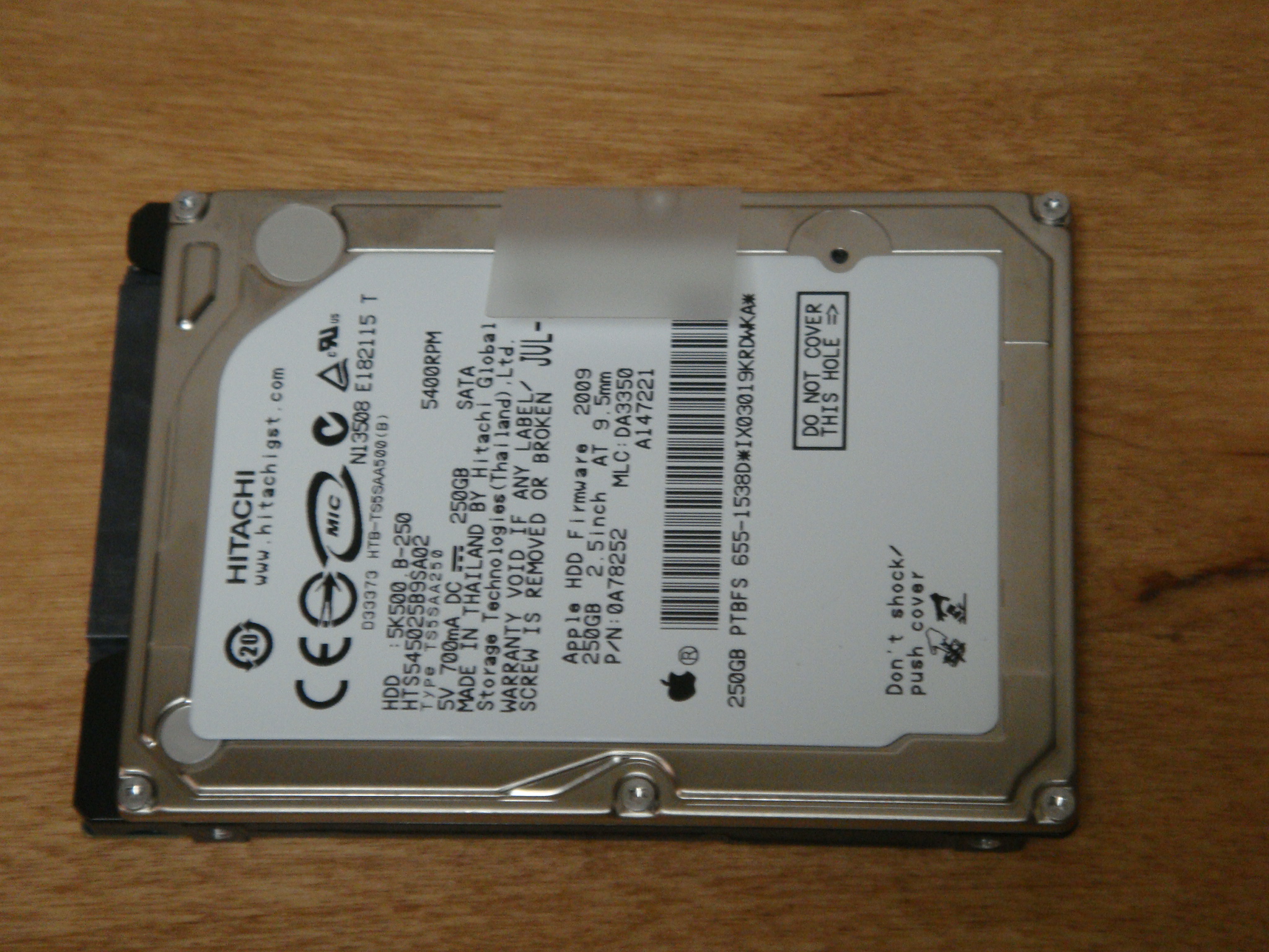 Macbook Pro MC374J/AのHDDを交換してみる