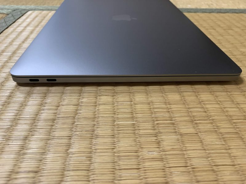 PC/タブレット ノートPC MacBook Pro 13-inch 2017, Two Thunderbolt 3 portsのUKキーボードで 