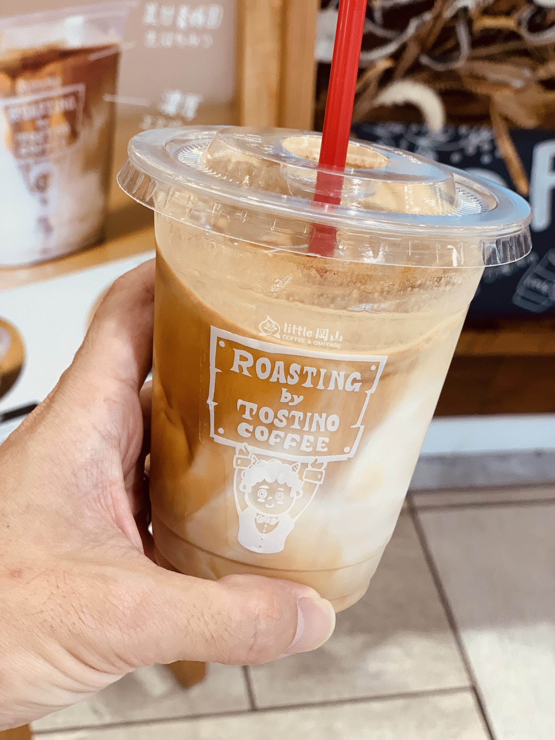 岡山のカフェ little 岡山の”カフェラテ ストロング”を飲んでみる