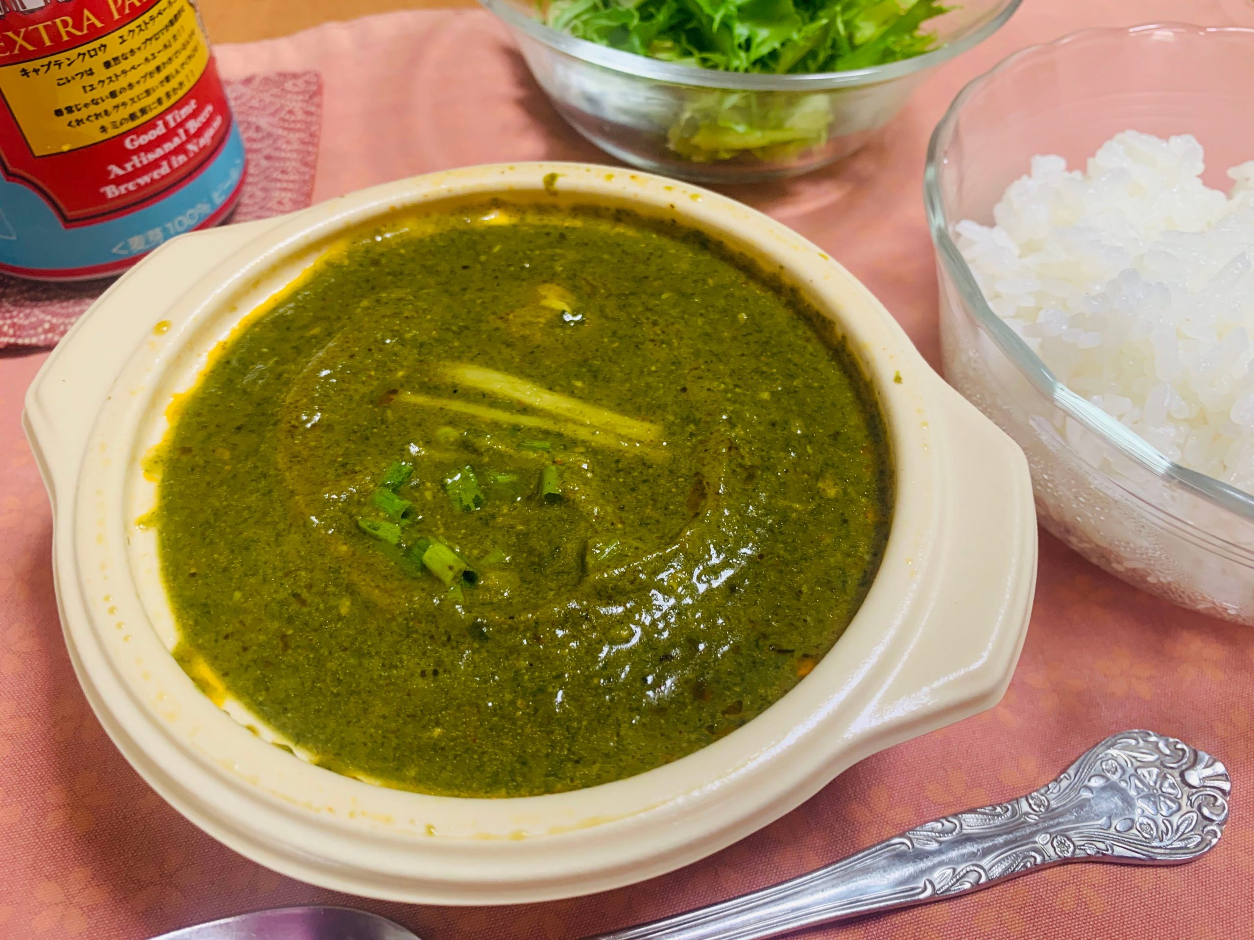 名古屋のカレー屋 コヒヌールのチキンほうれん草カレーをテイクアウトして食べてみる