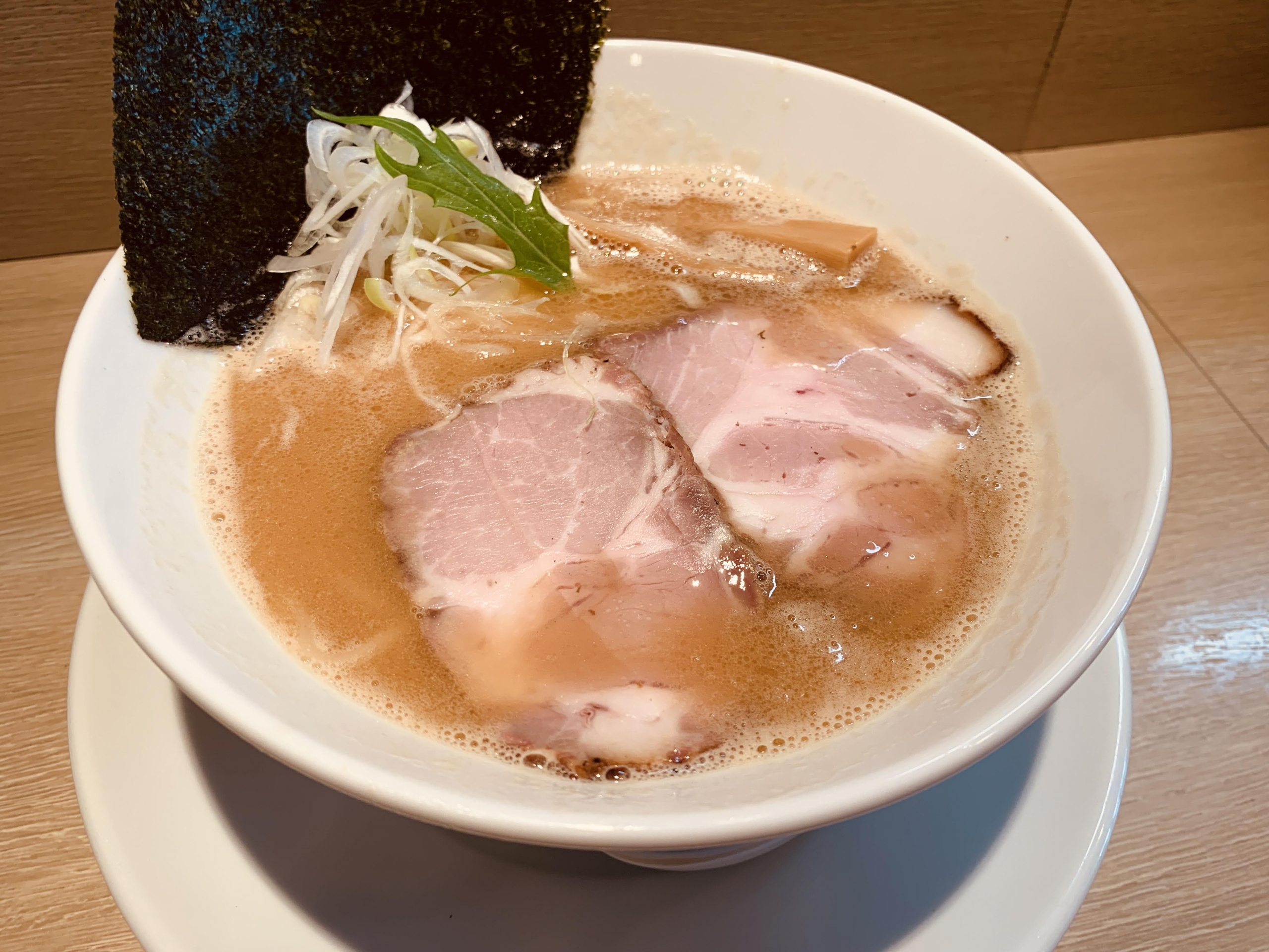 名古屋のラーメン屋 らぁ麺 蒼空で”平子らぁ麺”を食べてみる