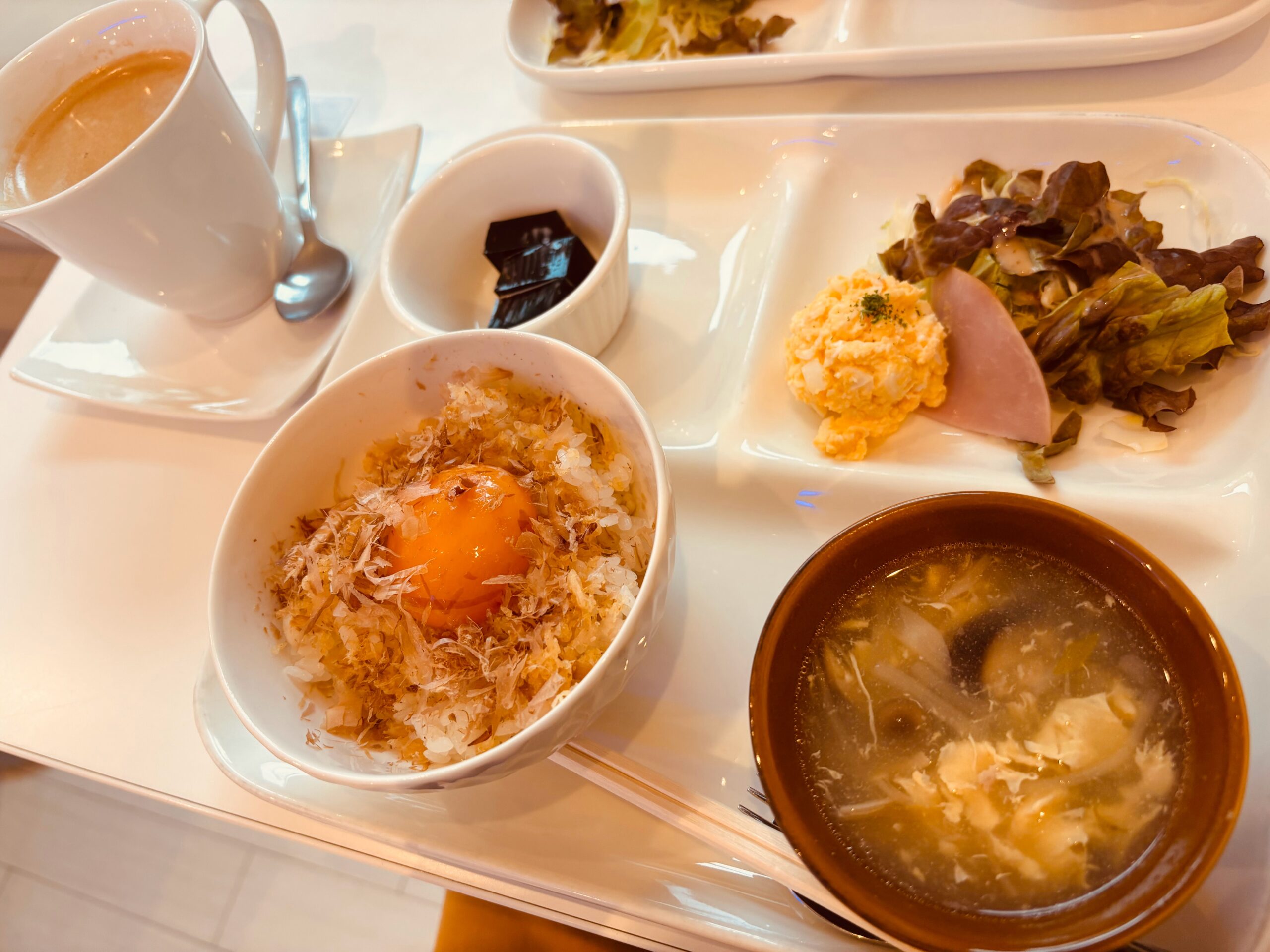 岐阜市のカフェ Blue Moon Cafeでたまごかけごはんなモーニングを食べてみる