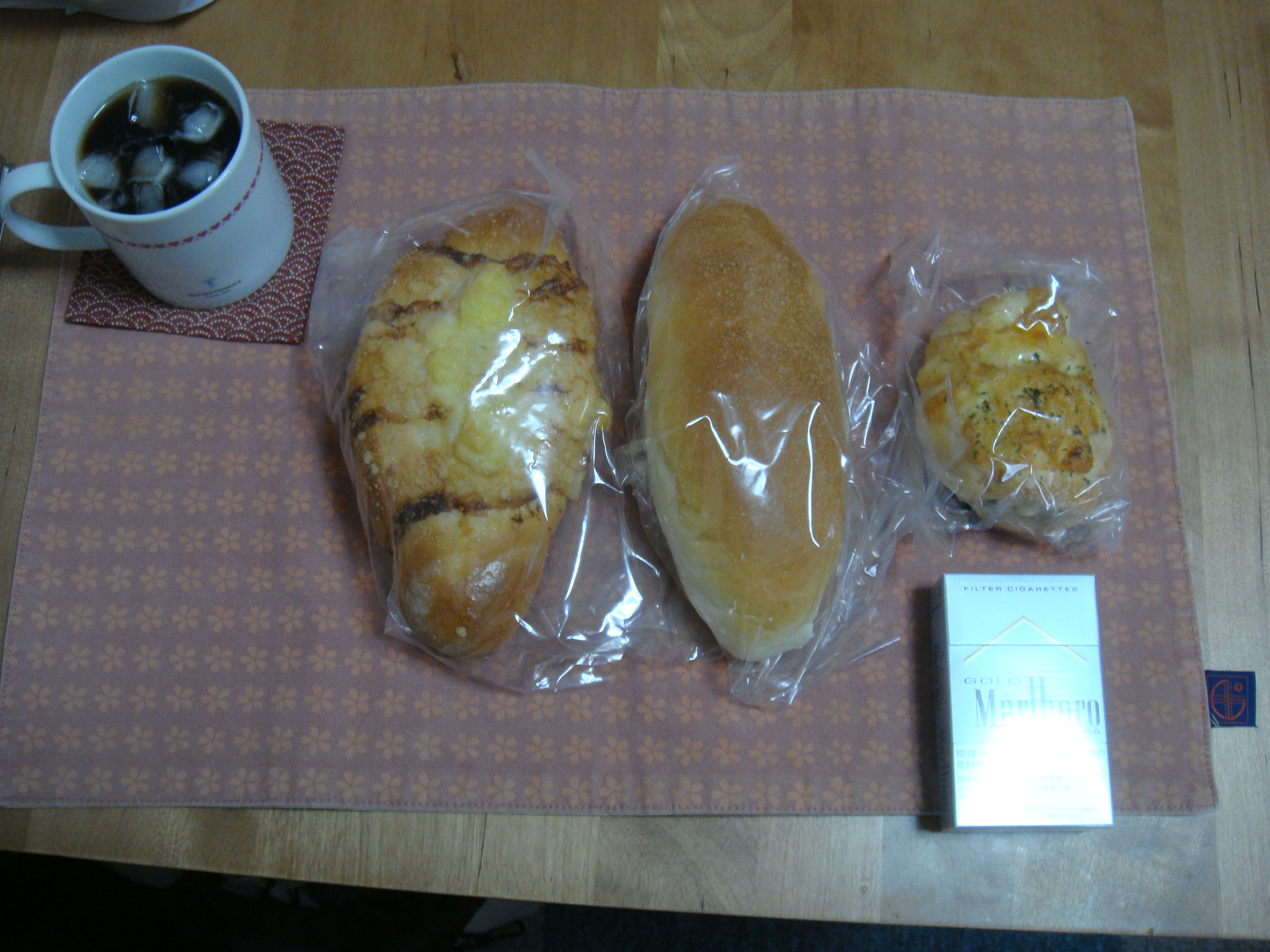 名古屋のカフェ ホームベーカリーモアの米粉パンを食べてみる